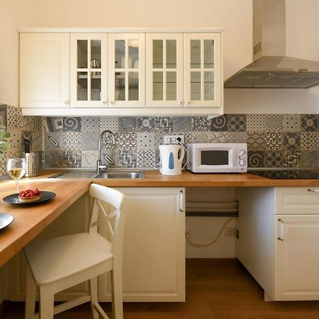 Best Location Old Town - New Studio Bucarest Esterno foto